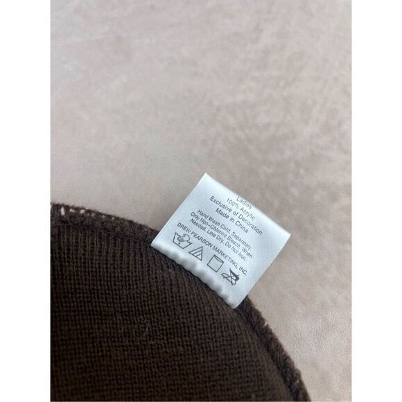 Y2K Kansas Jayhawks Fan Favorite Winter Beanie Cap Hat for Women - Picture 6 of 7